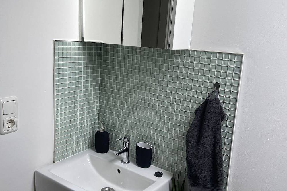 Foto 5 von 17: Gemütliches Ferienhaus unter der Schaumburg mit traumhaftem Blick ins Wesertal