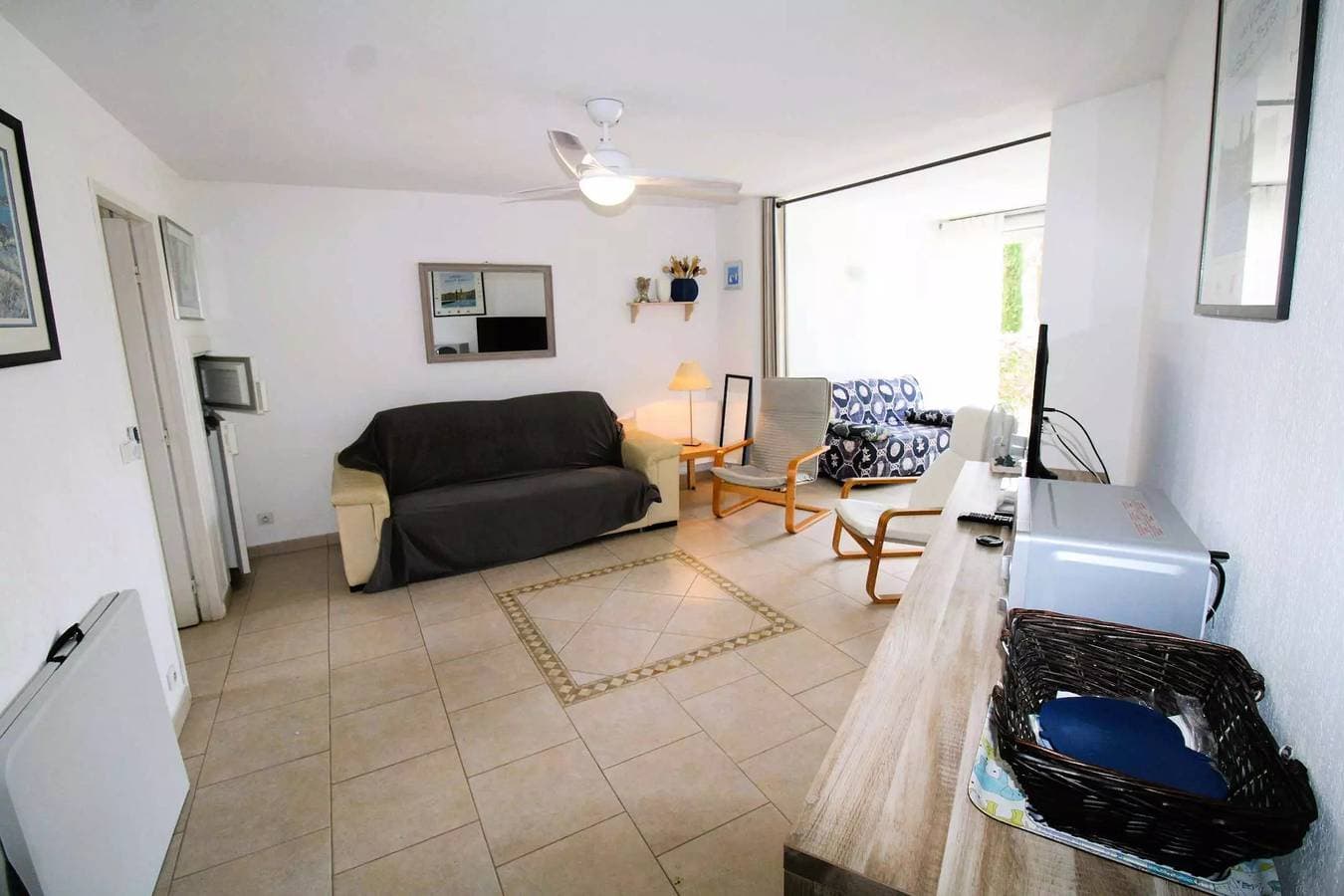 Foto 6 von 22: Wohnung für 4 Personen mit Pool und Meerblick Gassin