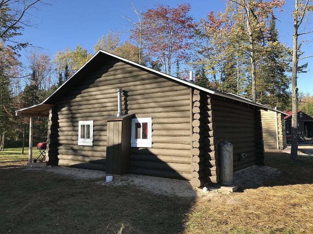 Foto 7 von 7: Hütte#4 in der Nähe des schönen Brevort Sees