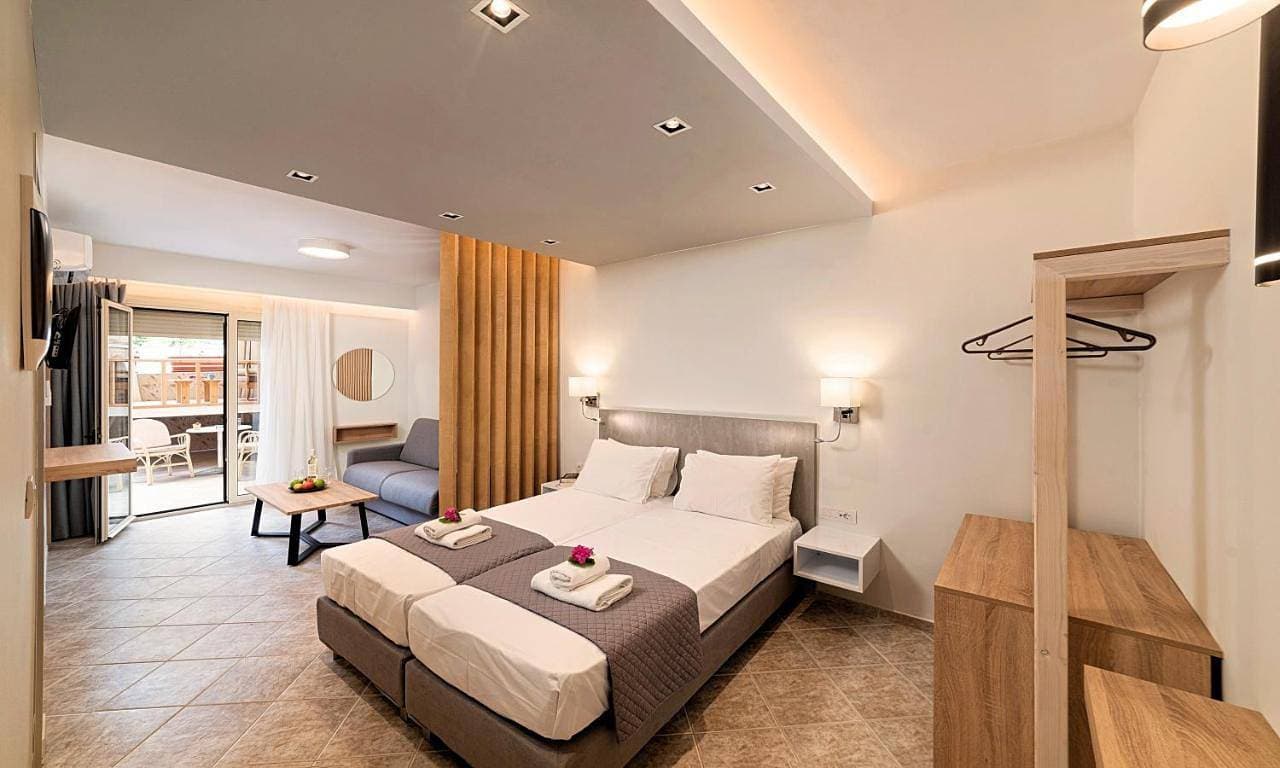 Foto 9 von 10: Triple Room with Terrace