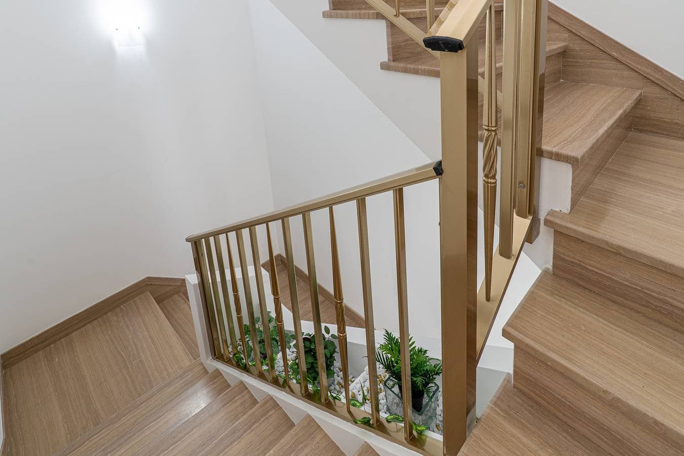 Foto 4 von 28: Mediterrane Eleganz – Wohnung im 2. Stock mit privater Terrasse, WLAN & Klimaanlage
