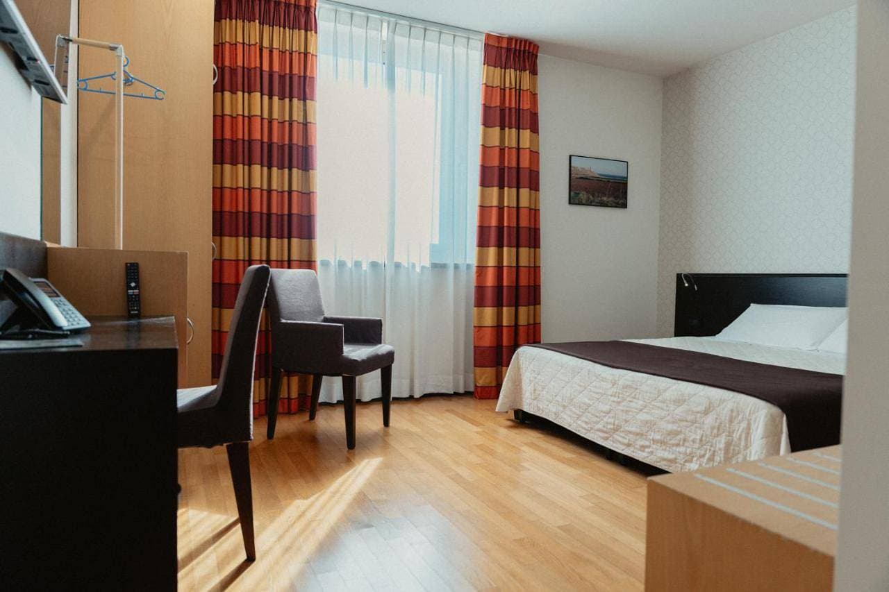 Foto 12 von 28: Double or Twin Room
