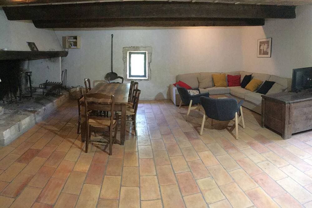 Foto 9 von 26: Typisch provenzalisches Bauernhaus in einer außergewöhnlichen Naturlandschaft, dem Alpilles Park