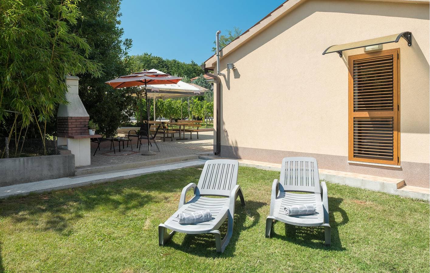 Foto 11 von 27: Gemütliche Ferienwohnung mit Terrasse, WLAN und Parkplatz, 2,5 km vom Stadtzentrum entfernt