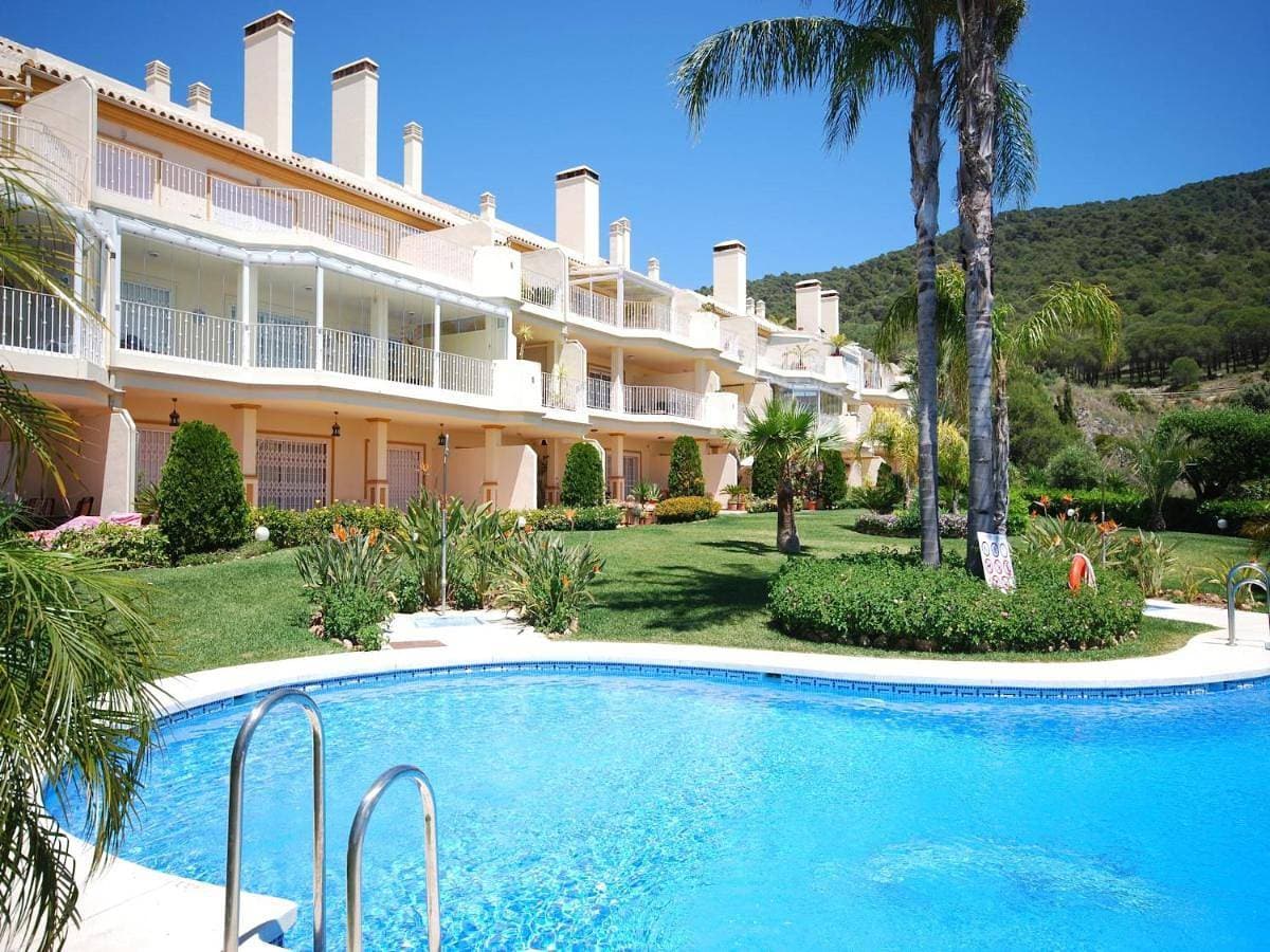 Apartment Near Beaches 1