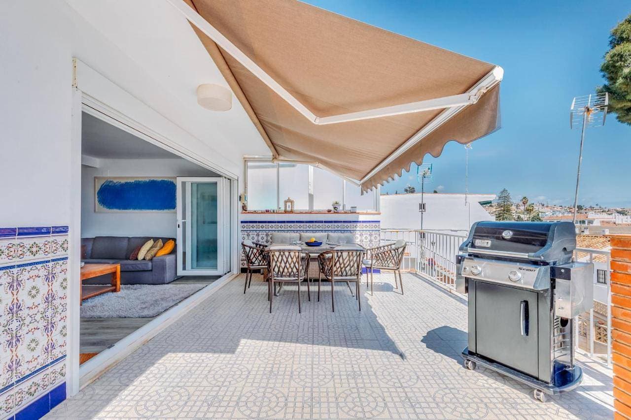 BEACH APARTMENT IN MALAGA 1