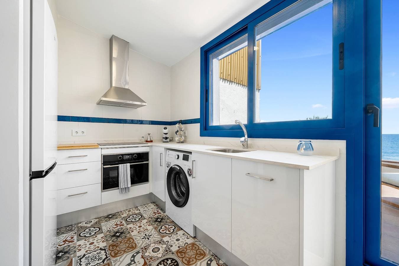Foto 5 von 24: Ferienwohnung 'Calafellmar Loft' mit Meerblick, WLAN und Klimaanlage