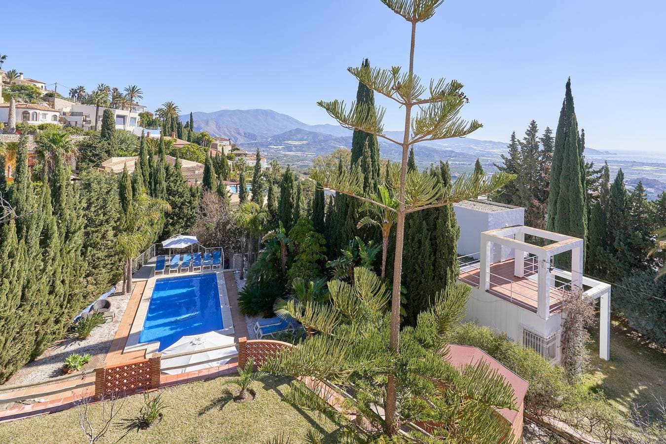 Foto 3 von 36: Villa 'Casa Alba' mit Meer- und Bergblick, Pool, Garten & WLAN