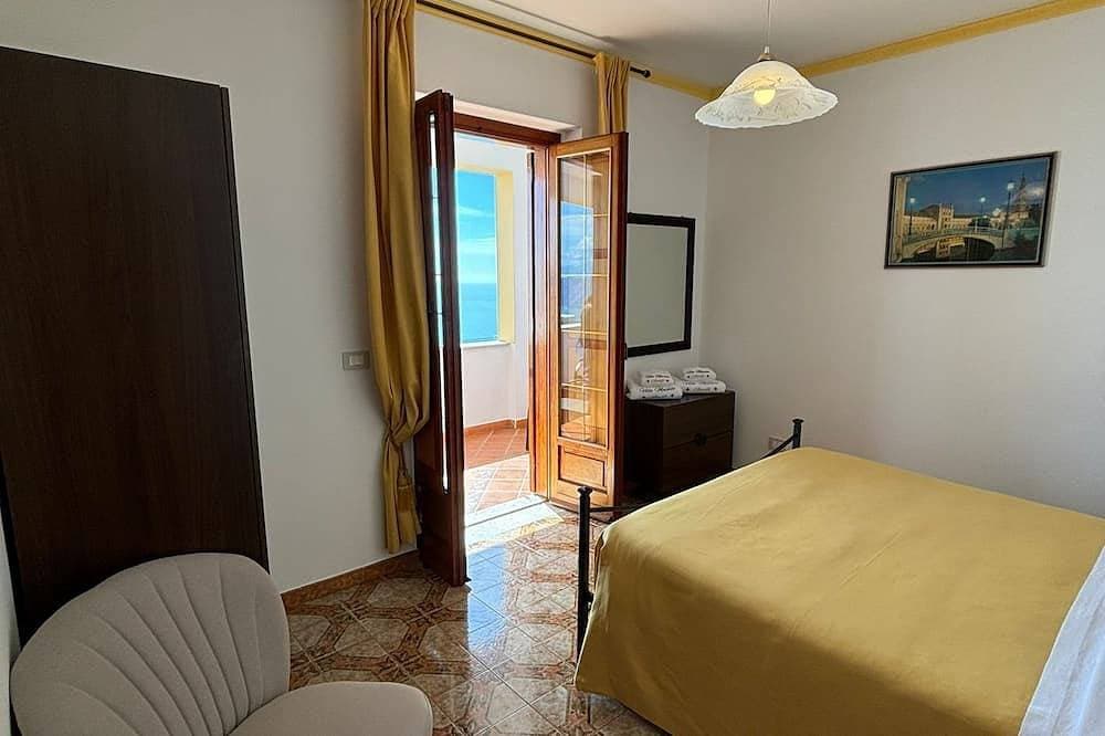 Foto 2 von 30: Villa Wohnung mit perfekten Blick auf Amalfi und das Meer