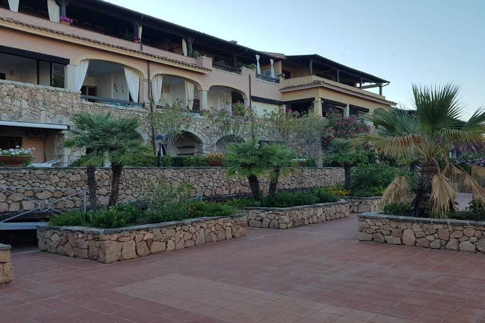 Foto 9 von 30: Wohnung 250 Meter vom Meer entfernt komplett renoviert mit privatem Garten