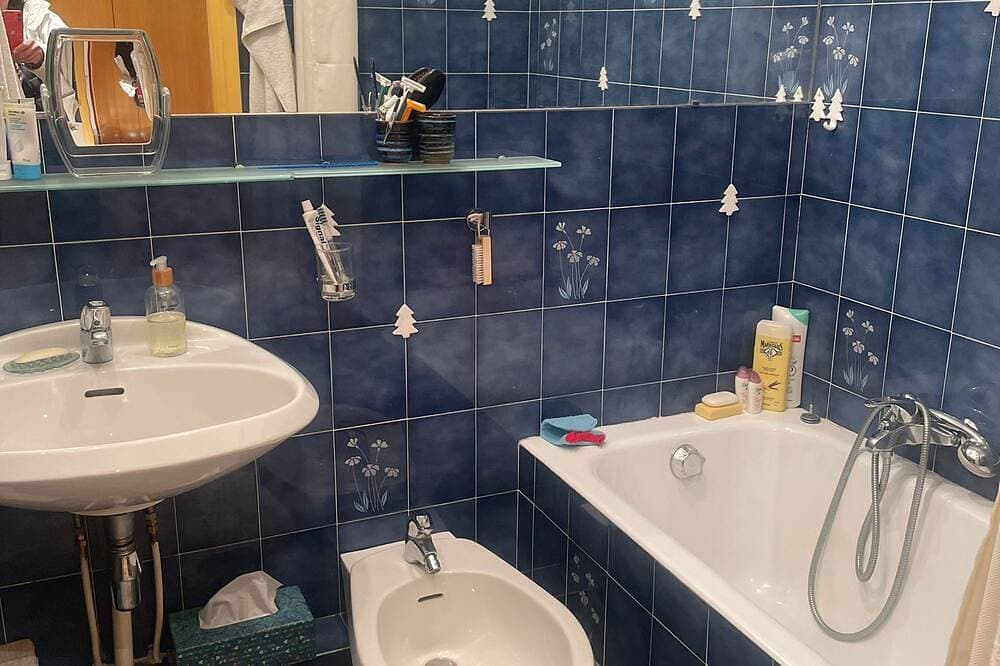 Foto 4 von 10: Super Cosy Studio 33 M² - Sleeps 4 - Auron