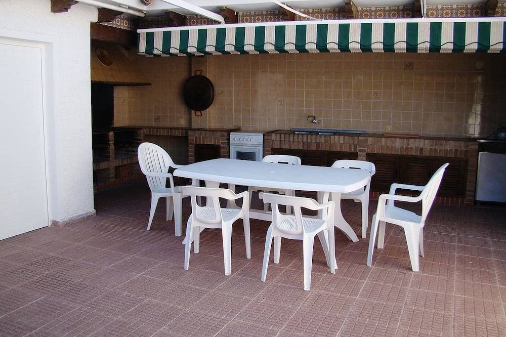 Foto 12 von 25: Villa in der Nähe des Meeres (weniger als 200 Meter) mit privatem Pool.