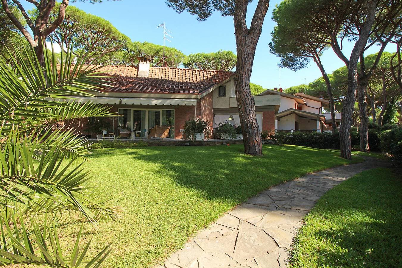 Foto 11 von 50: Villa Gio-Dì mit grossem Garten 300 Meter vom Meer