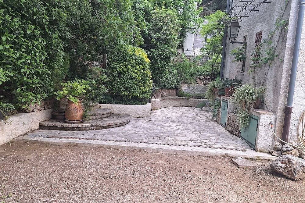 Petite Maison en rez de Chaussée Indépendante et Calme Dans Proptiété Sécurisée 1