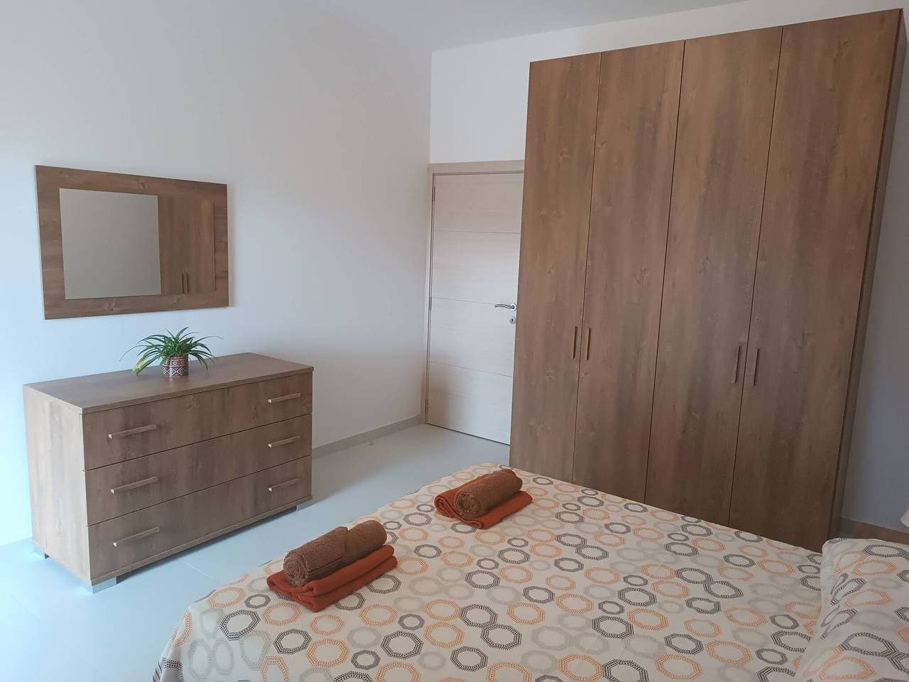 Foto 9 von 36: Stilvolles und geräumiges Apartment mit 2 Schlafzimmern am Meer