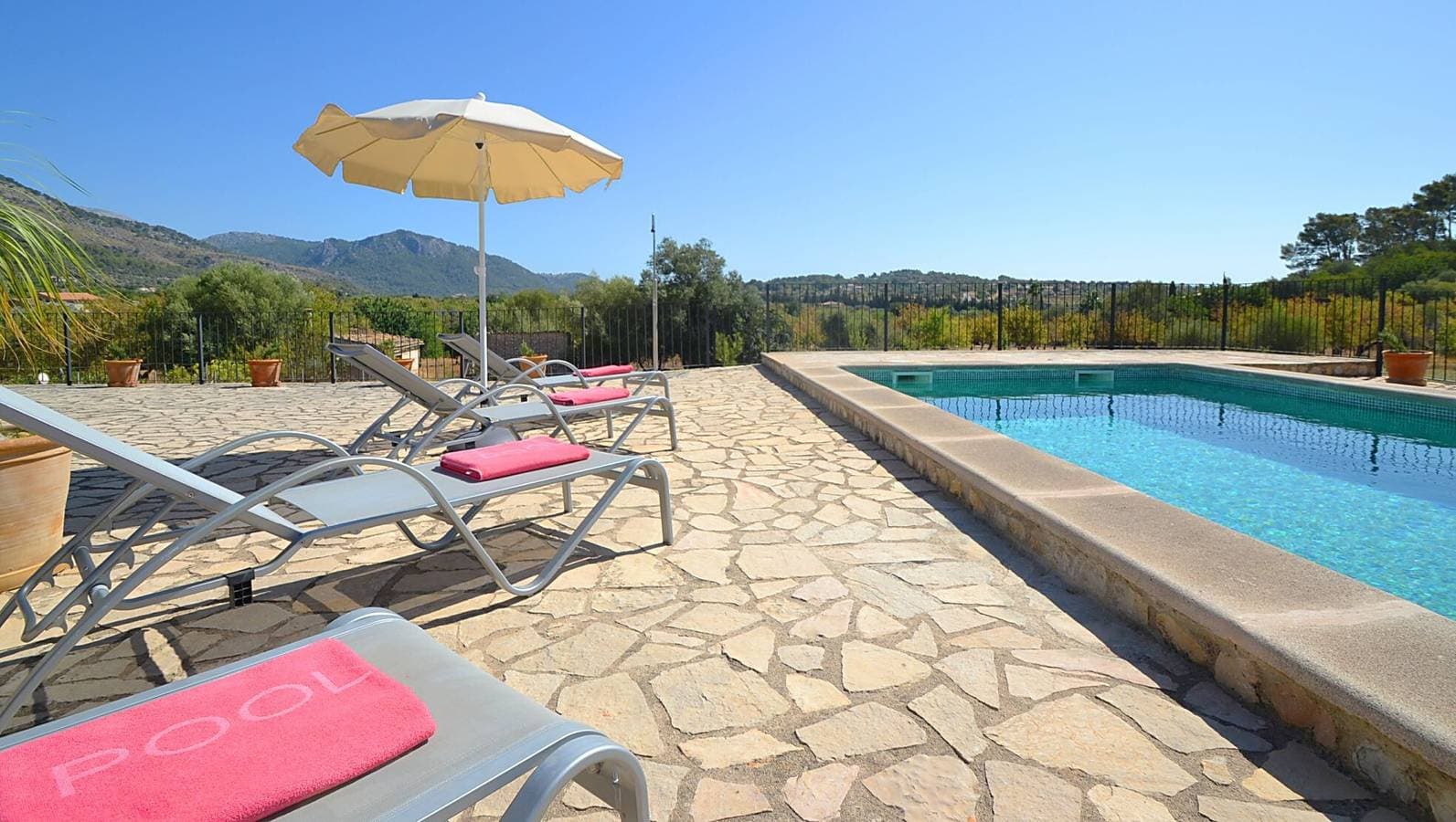 Foto 10 von 26: Finca 'Sa Volta' mit Bergblick, WLAN und Klimaanlage