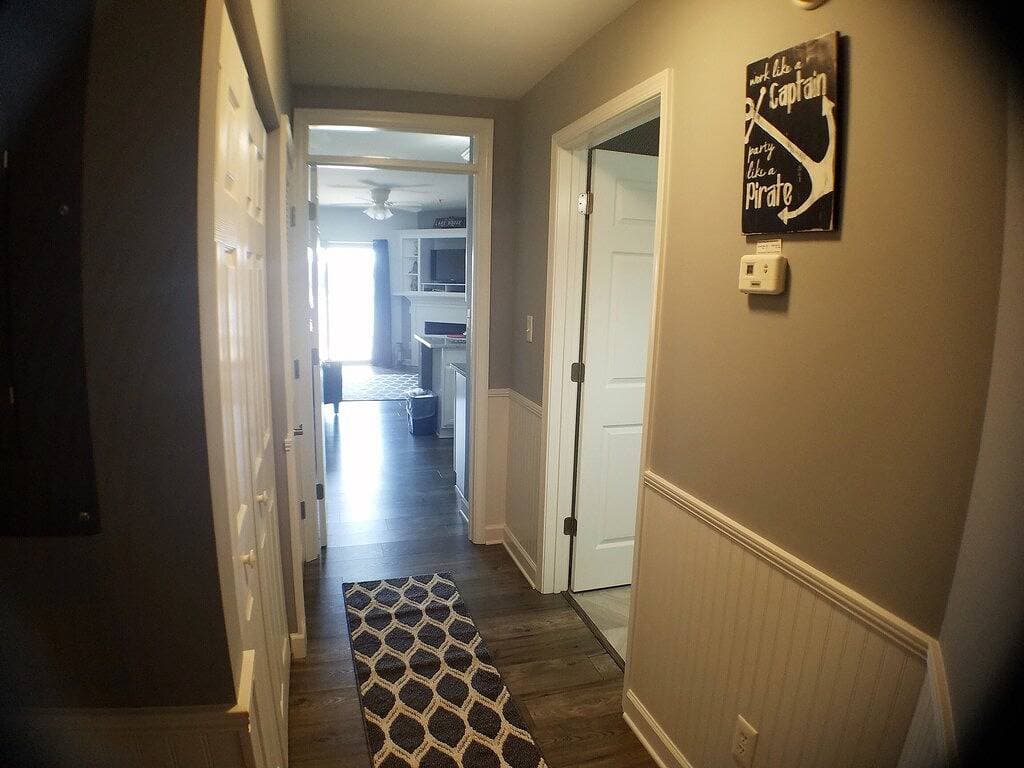Foto 13 von 21: #113 Pointe - 1  Bedroom Lakefront Condo at Mariners Sml