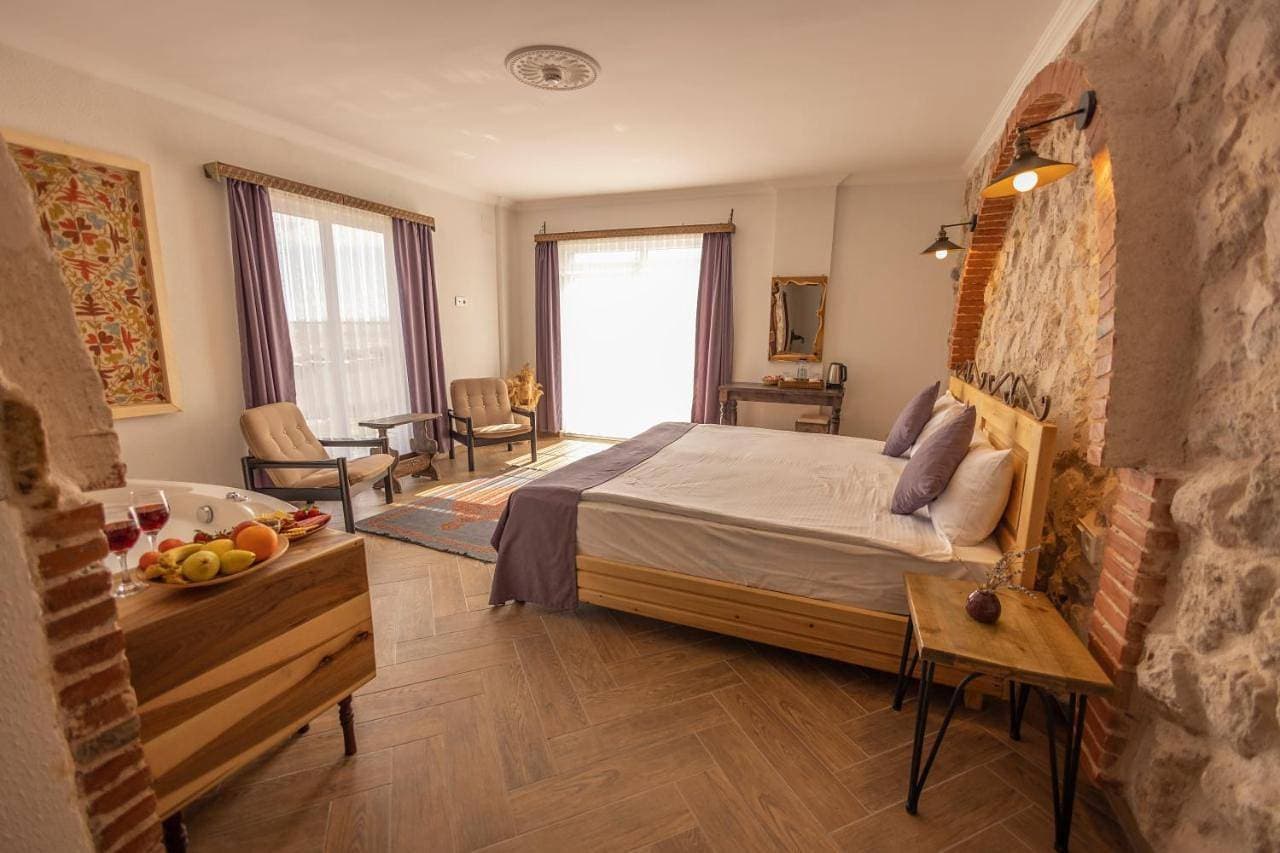 Foto 8 von 19: Queen Suite with Spa Bath
