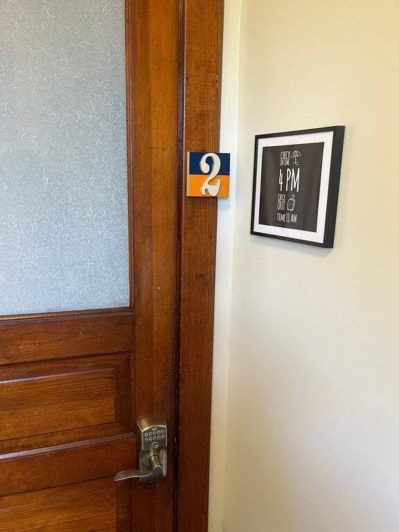 Foto 6 von 17: Die Studio Suite im zweiten Stock liegt im Herzen von Marquette, nur wenige Schritte von der Innenstadt entfernt