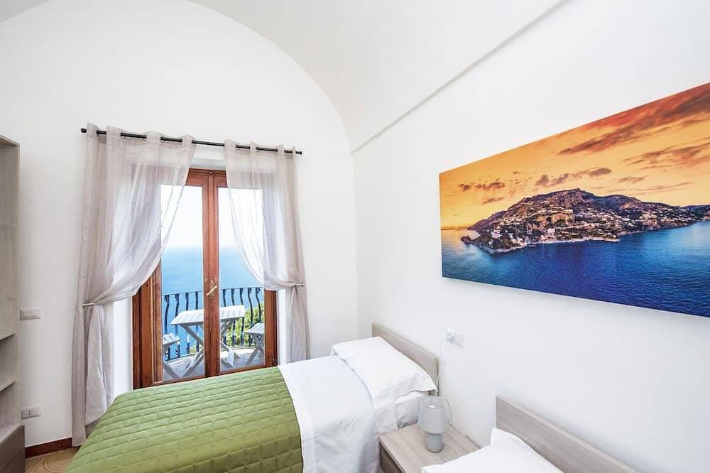 Foto 8 von 30: Casa Rosaria: Traumterrasse mit endlosem Meerblick