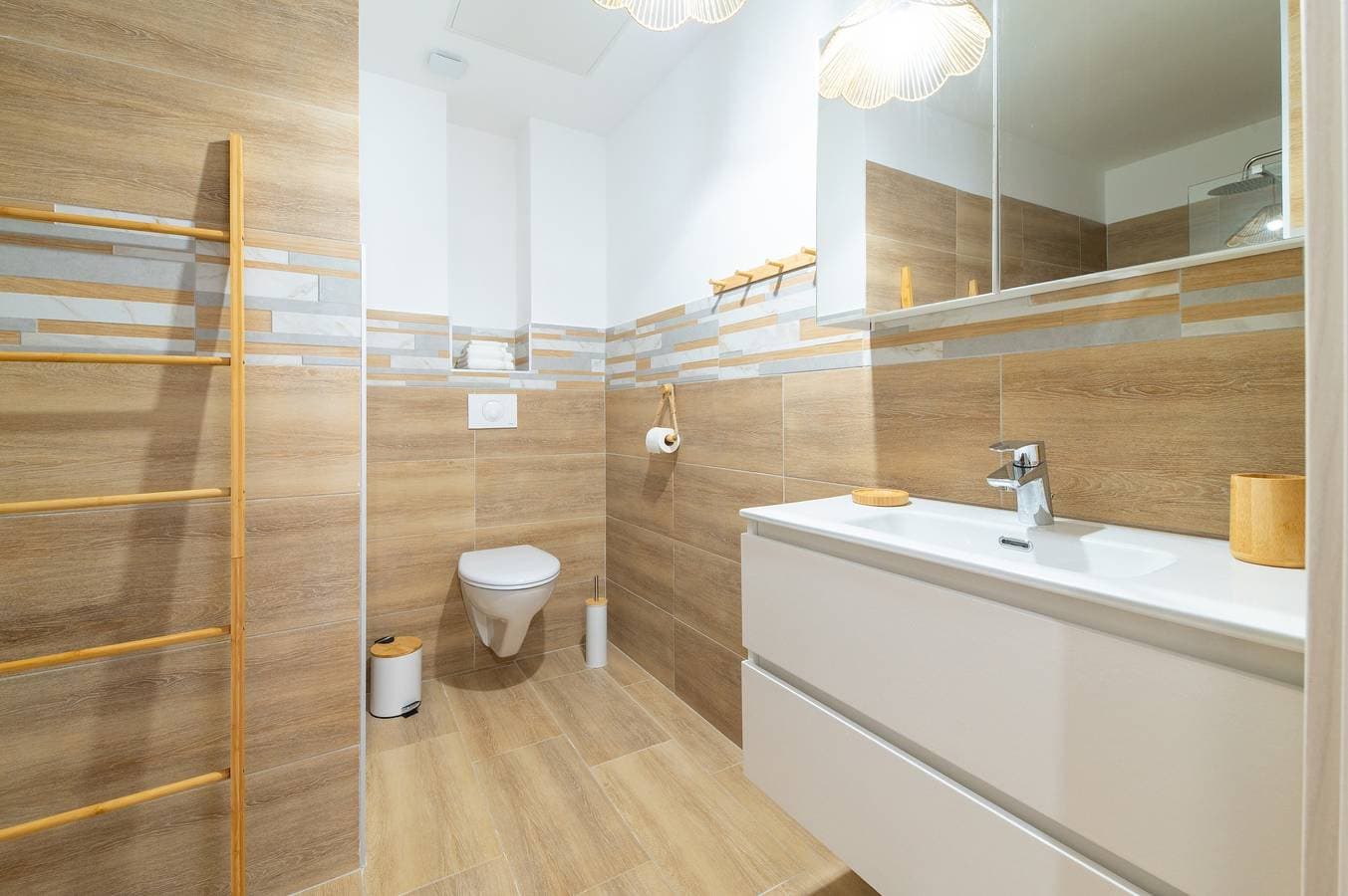 Foto 9 von 18: Apartment „La Dolce Vita 3“ mit Meerblick, WLAN und Klimaanlage