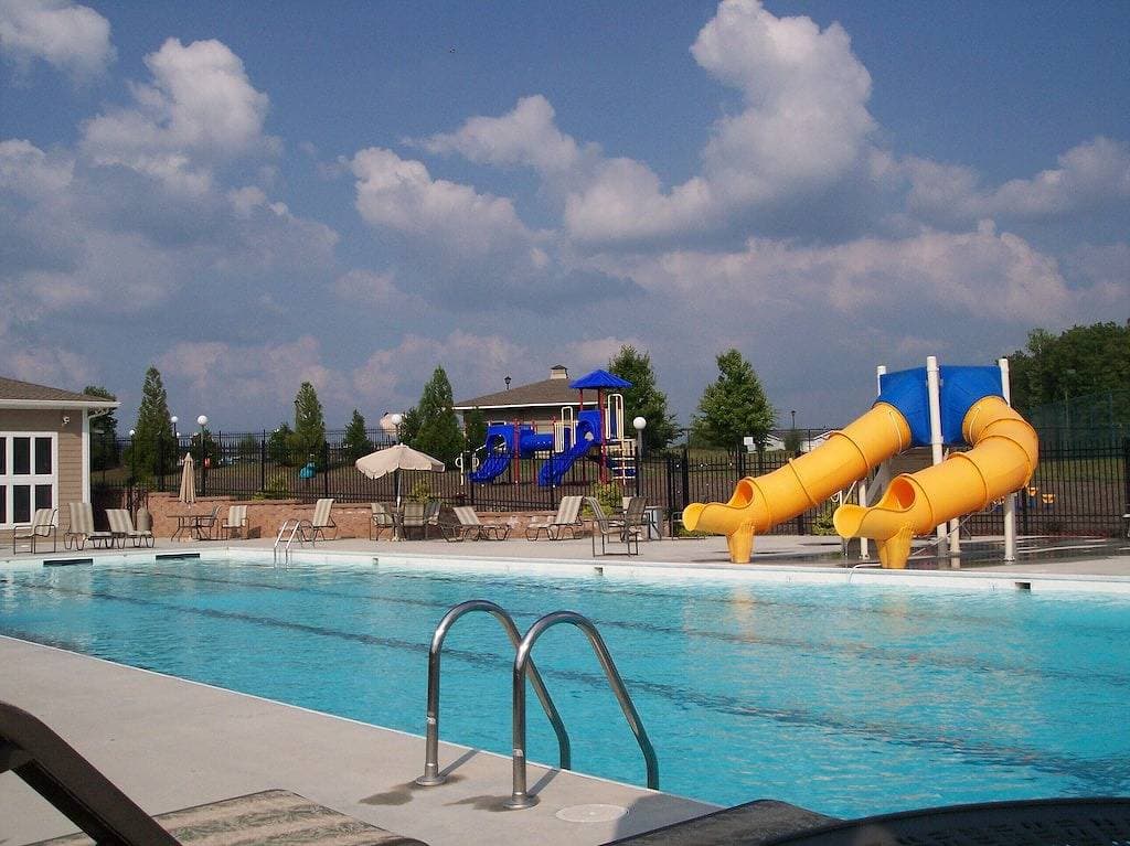 Foto 6 von 23: #118 Pointe - 1 Bedroom Lakefront Condo at Mariners Sml
