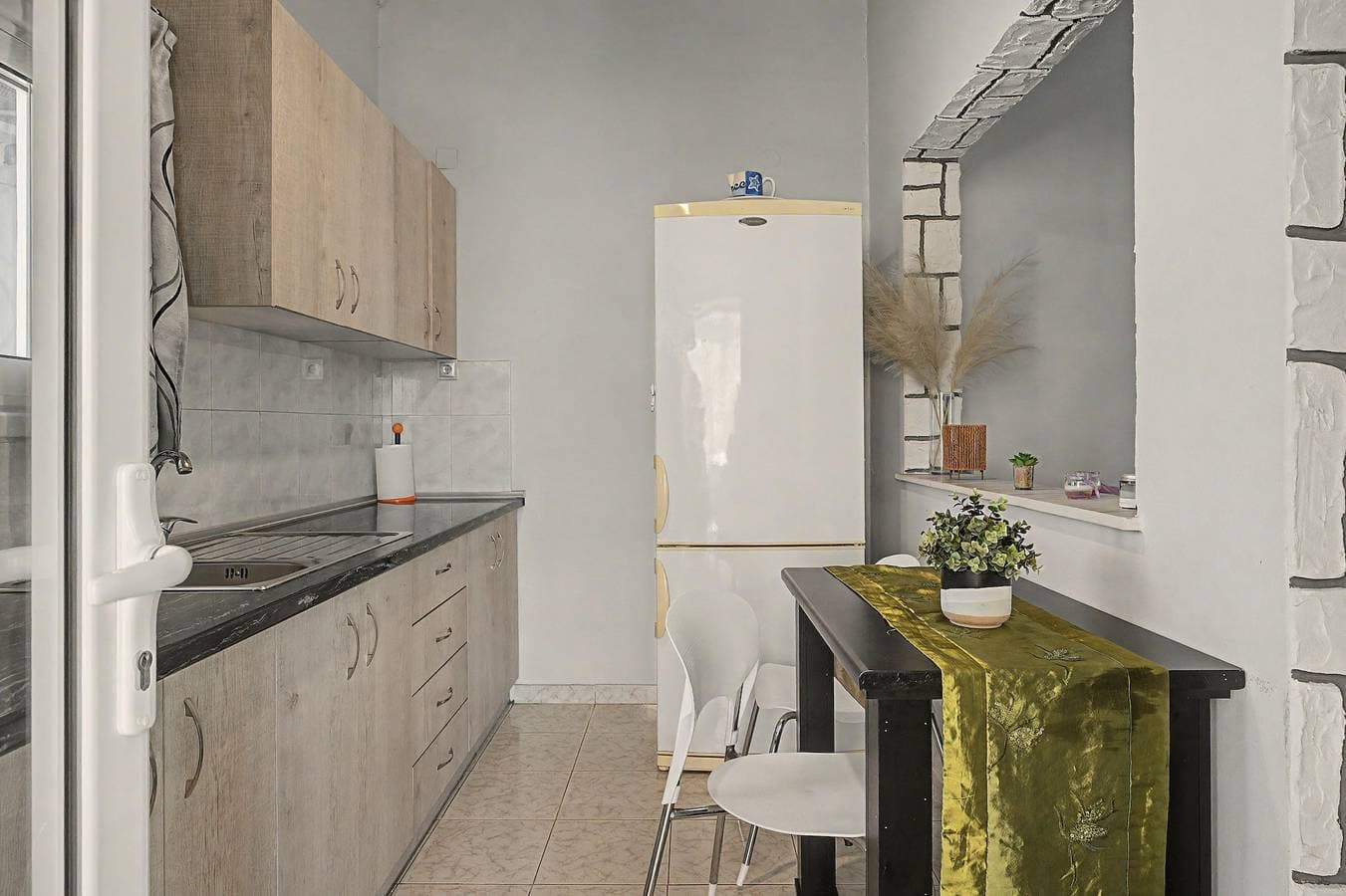 Foto 5 von 27: Ferienwohnung 'Domenica Apartment' mit Bergblick, WLAN und Klimaanlage