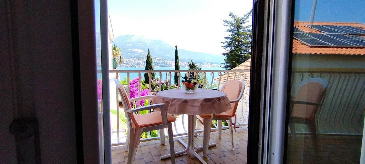 Foto 5 von 13: Studio Apartment with Sea View