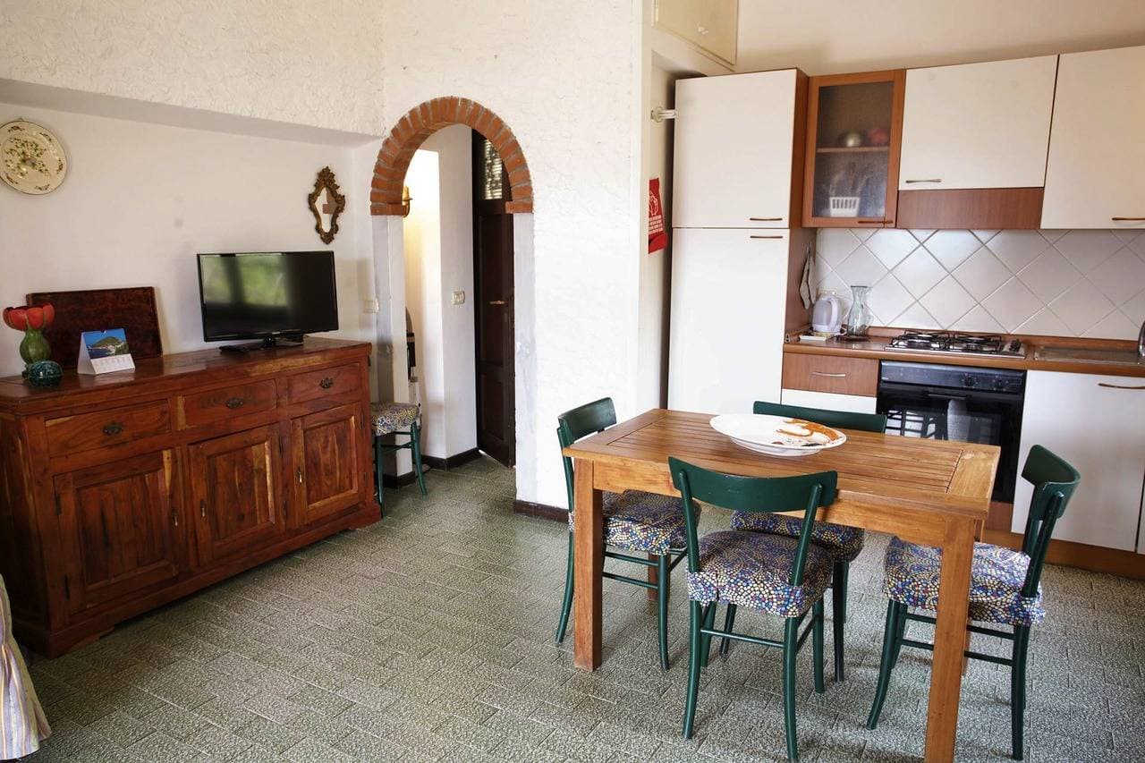 Foto 9 von 18: Ferienwohnung für 5 Personen mit Terrasse