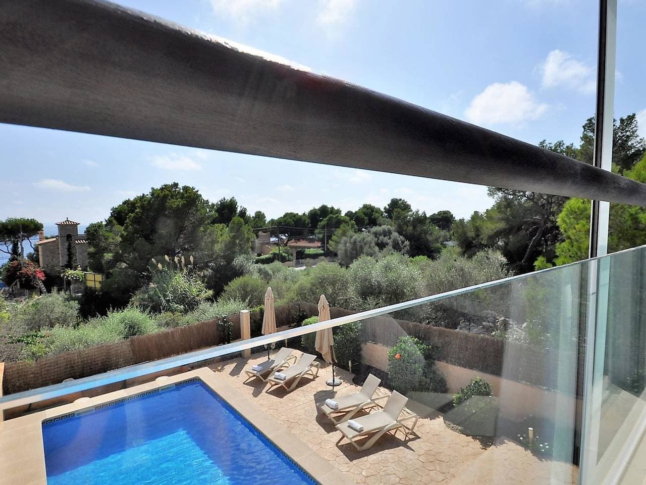 Foto 11 von 40: Preciosa villa con vistas al mar, piscina privada, aire acondicionado y wifi id