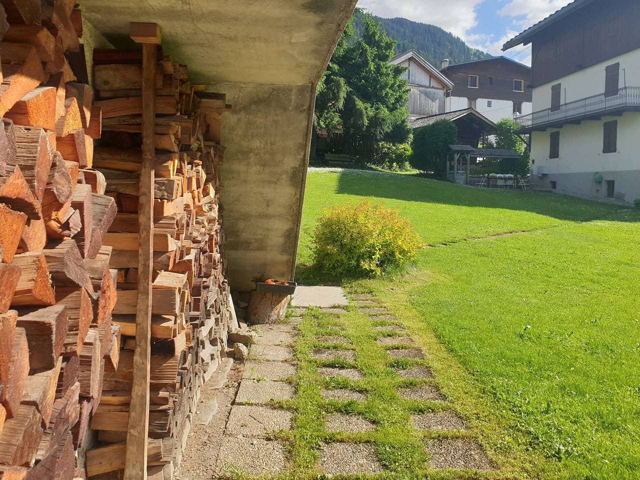 Foto 8 von 15: Gemütliches Chalet im Dorfzentrum mit Garten, Balkon & Parkplatz – Perfekt für 2-3 Personen