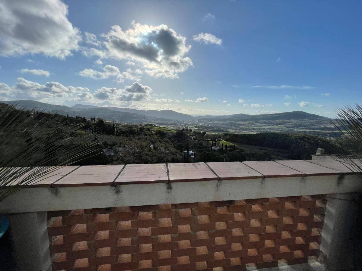 Chambre privée entre mer et Vignobles de bandol 1