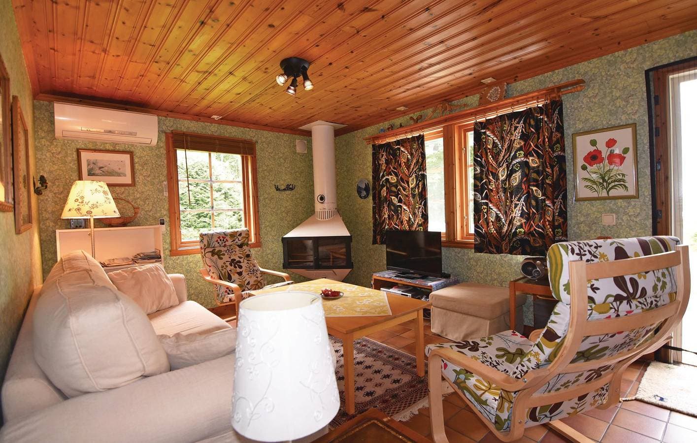 Foto 8 von 18: Ferienhaus für 4 Personen mit Terrasse