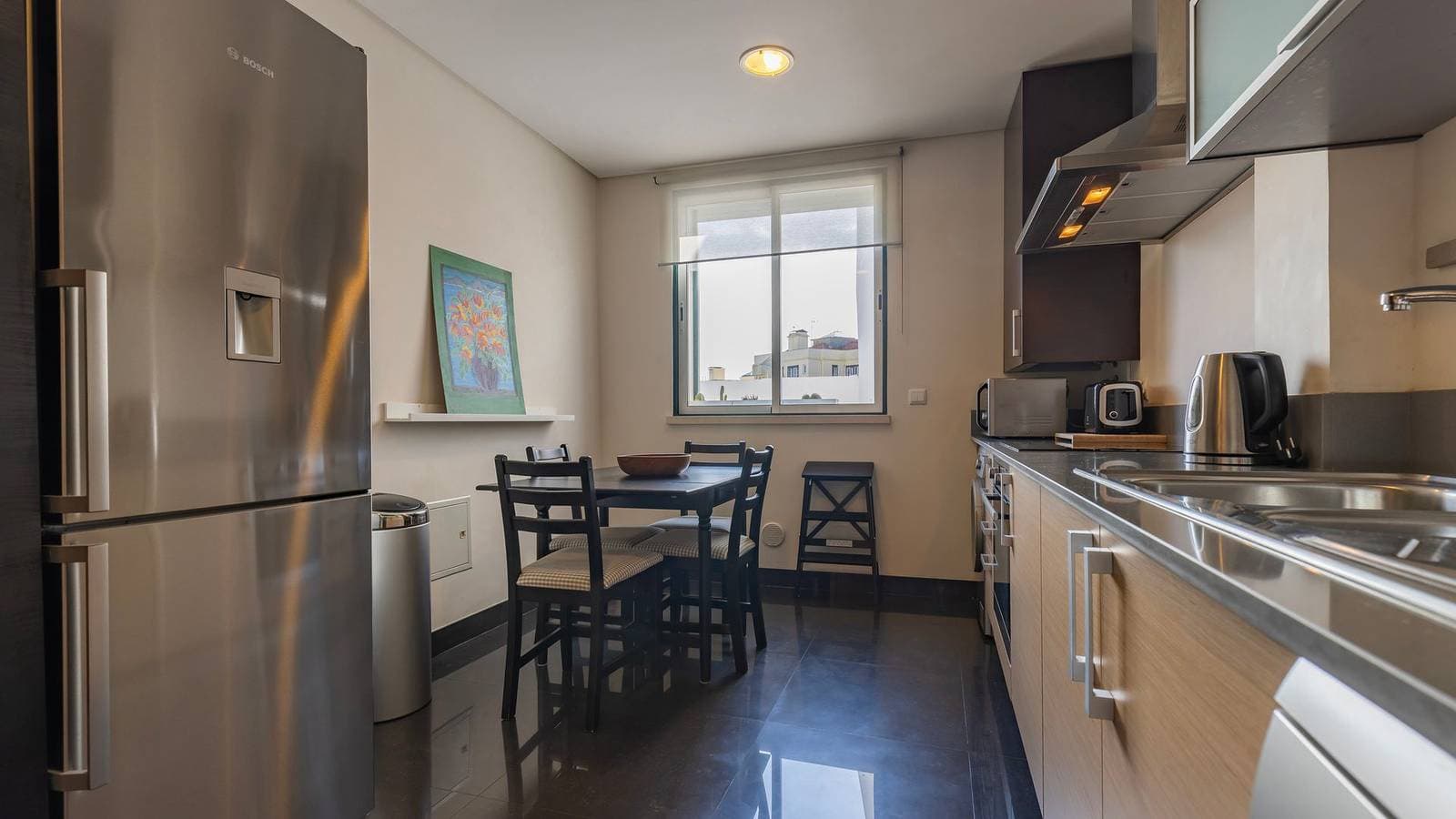 Foto 12 von 27: Luminous 1Bdr Apartment by LovelyStay