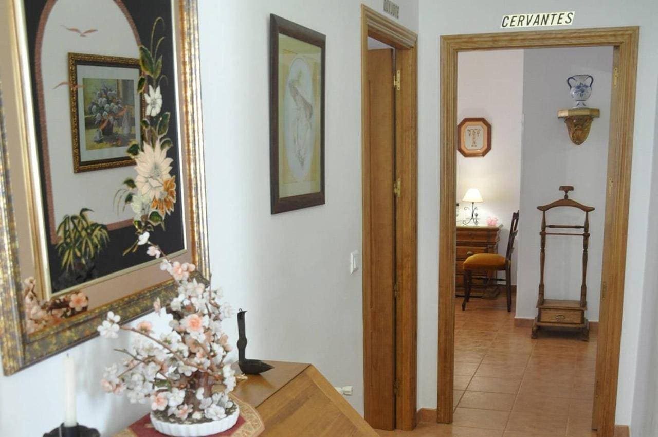Foto 7 von 22: Double Room with Private External Bathroom
