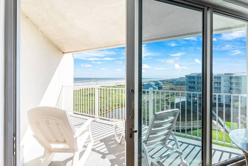 Sandcastle Condominiums Unit 507 1