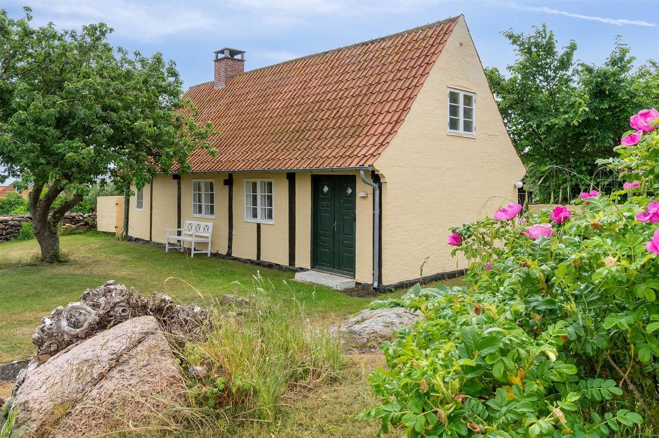 Foto 5 von 28: Pet friendly home in Svaneke with house sea view