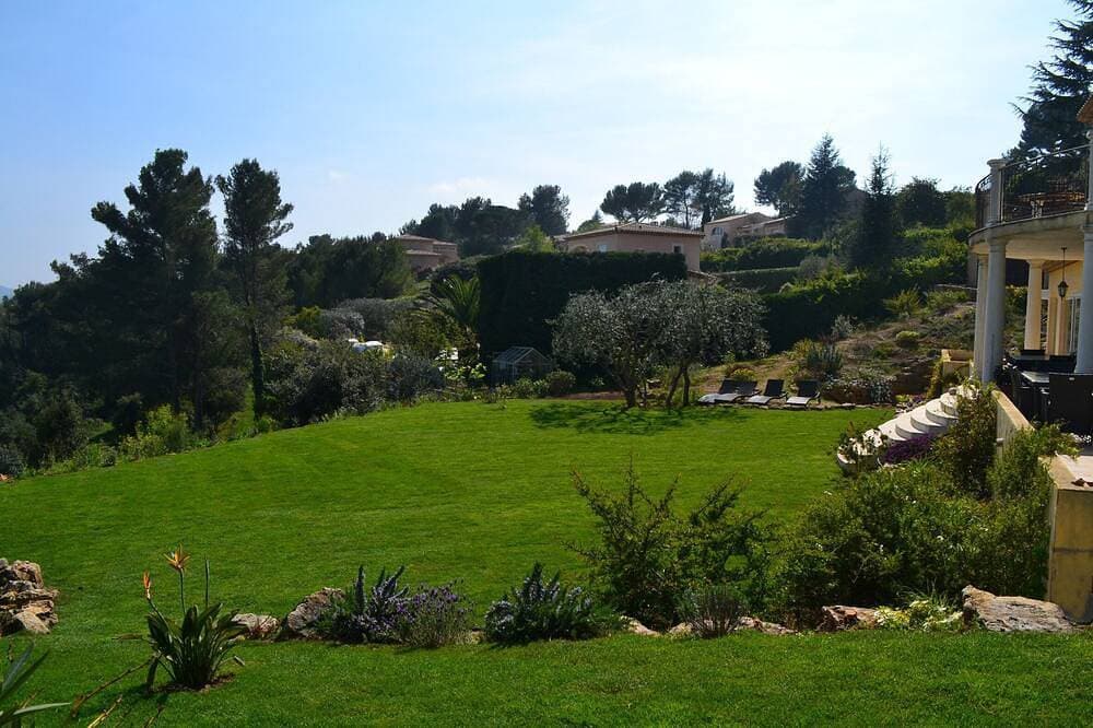 Foto 11 von 30: Villa 10 pers Meerblick Ruhige Abdeckung Schwimmbad Hinten Land Cannes