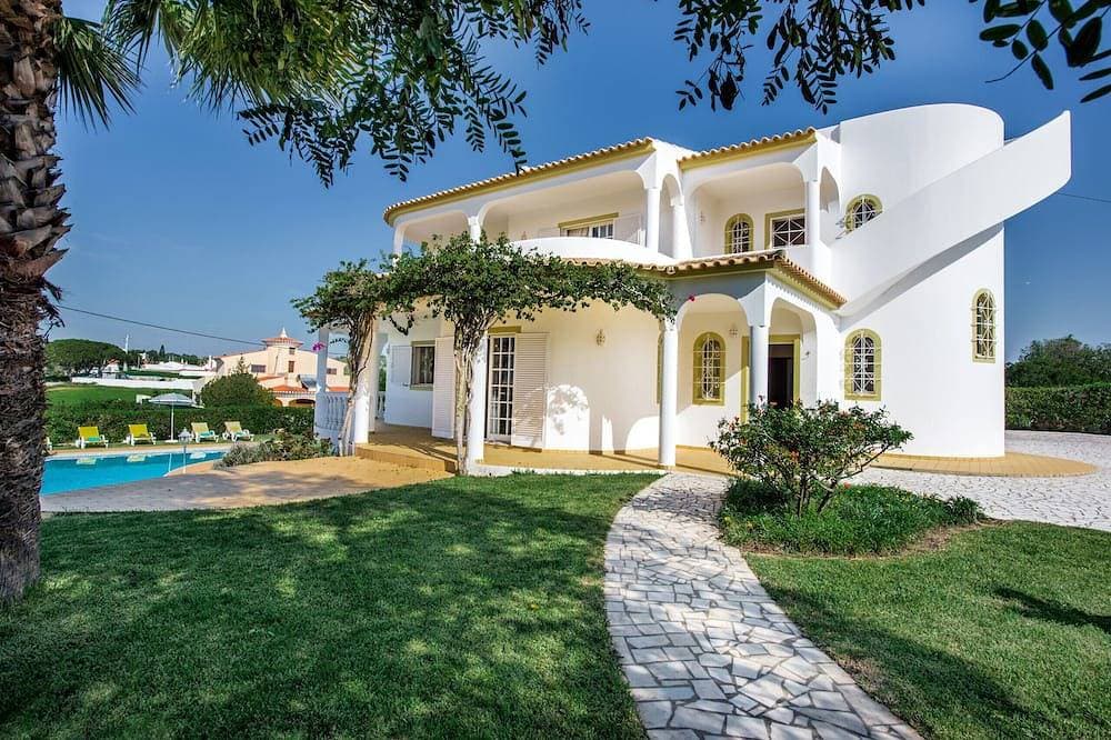 Foto 11 von 20: Marco Real - Villa with beautiful garden and private pool