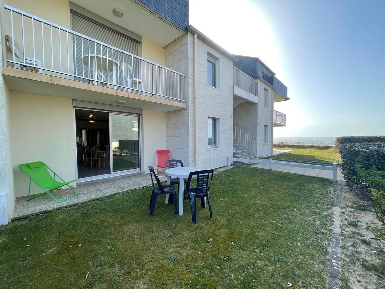 Wohnung 50m vom Strand mit Terrasse und Garten 1