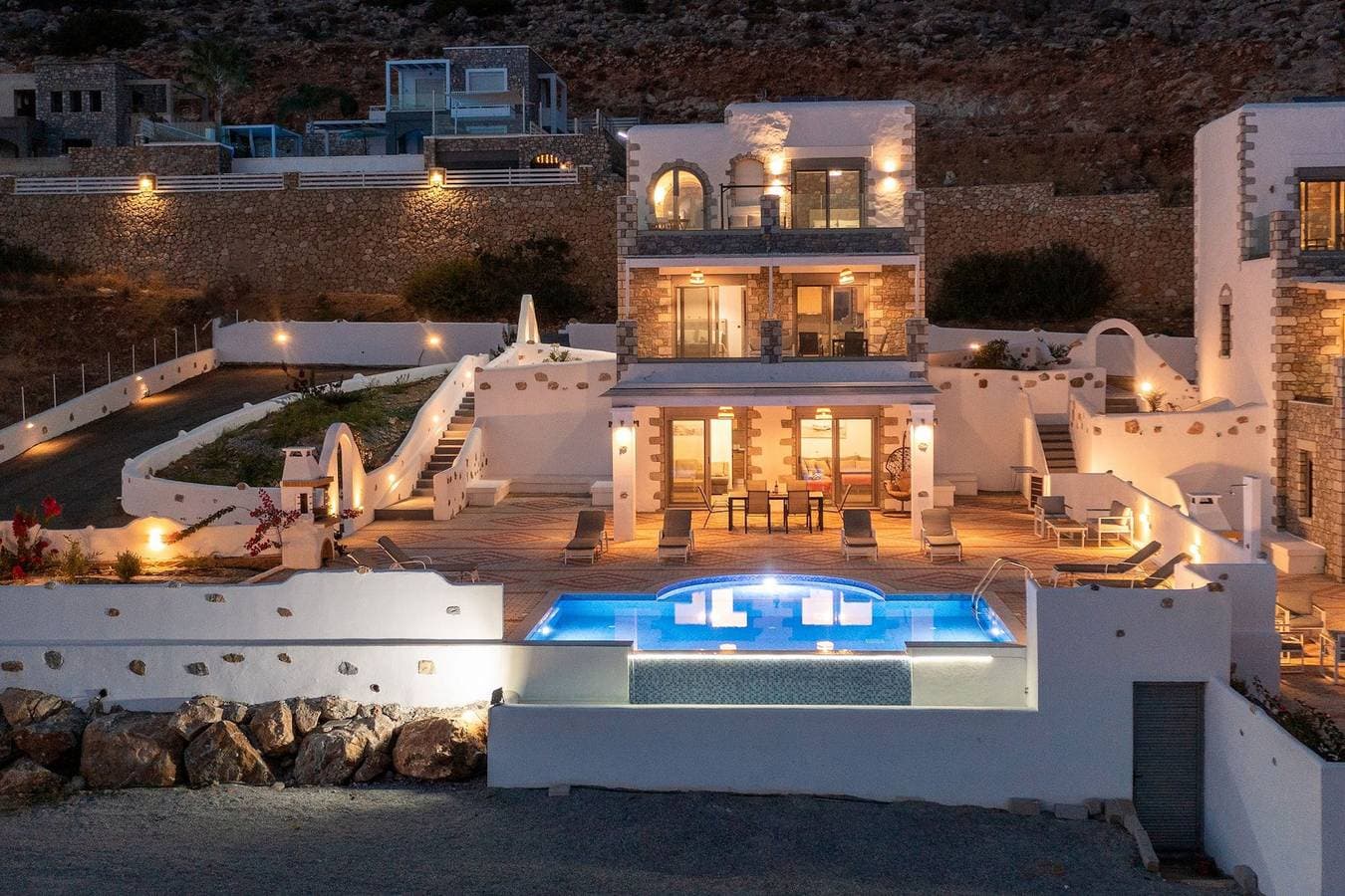 Foto 4 von 50: Villa für 8 Personen mit Balkon