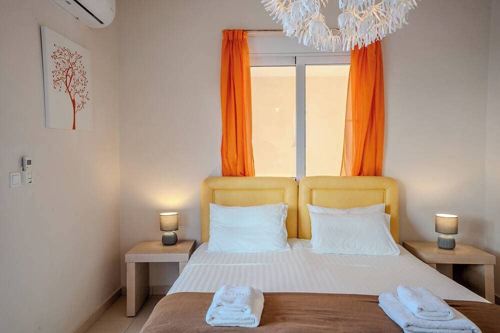 Foto 8 von 30: Arena - Beach Villa - Wifi- Sleep 4 - Sea view - Direct access to beach