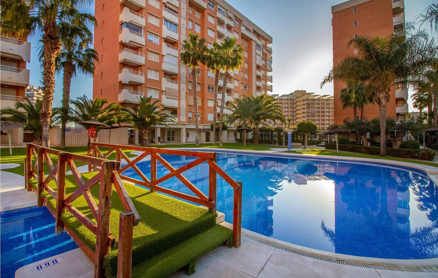 Appartement am Pool: WiFi, A/C, Parkplatz. 1