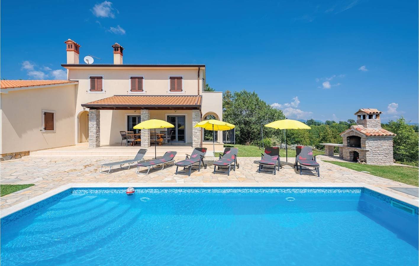 Foto 8 von 41: Schickes Apartment mit 1 Schlafzimmer, Pool, Terrasse und WLAN
