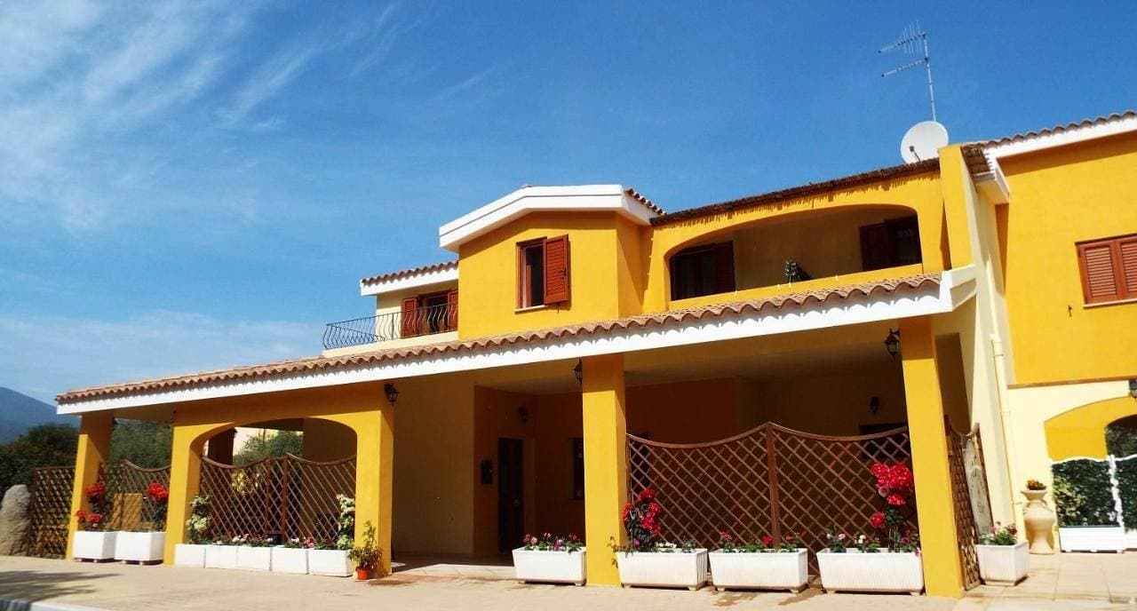 Meravisola Costa Rei Holiday Rooms 1