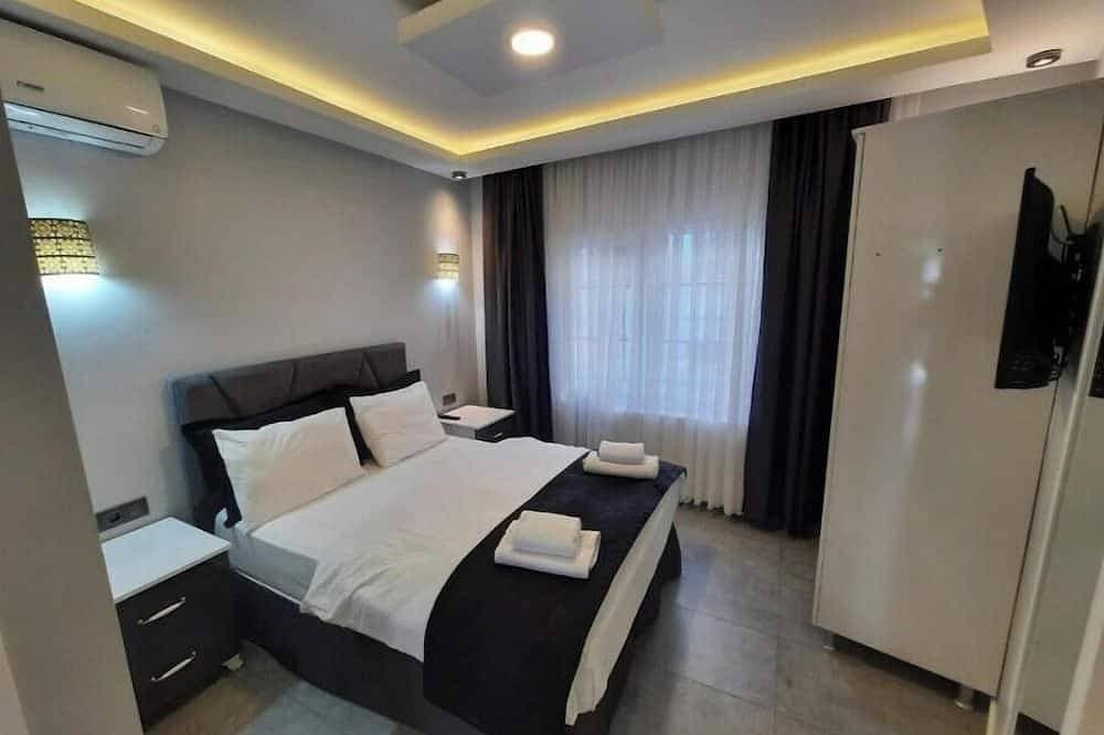 Foto 13 von 30: Ararat Apart Luxury Triple Room
