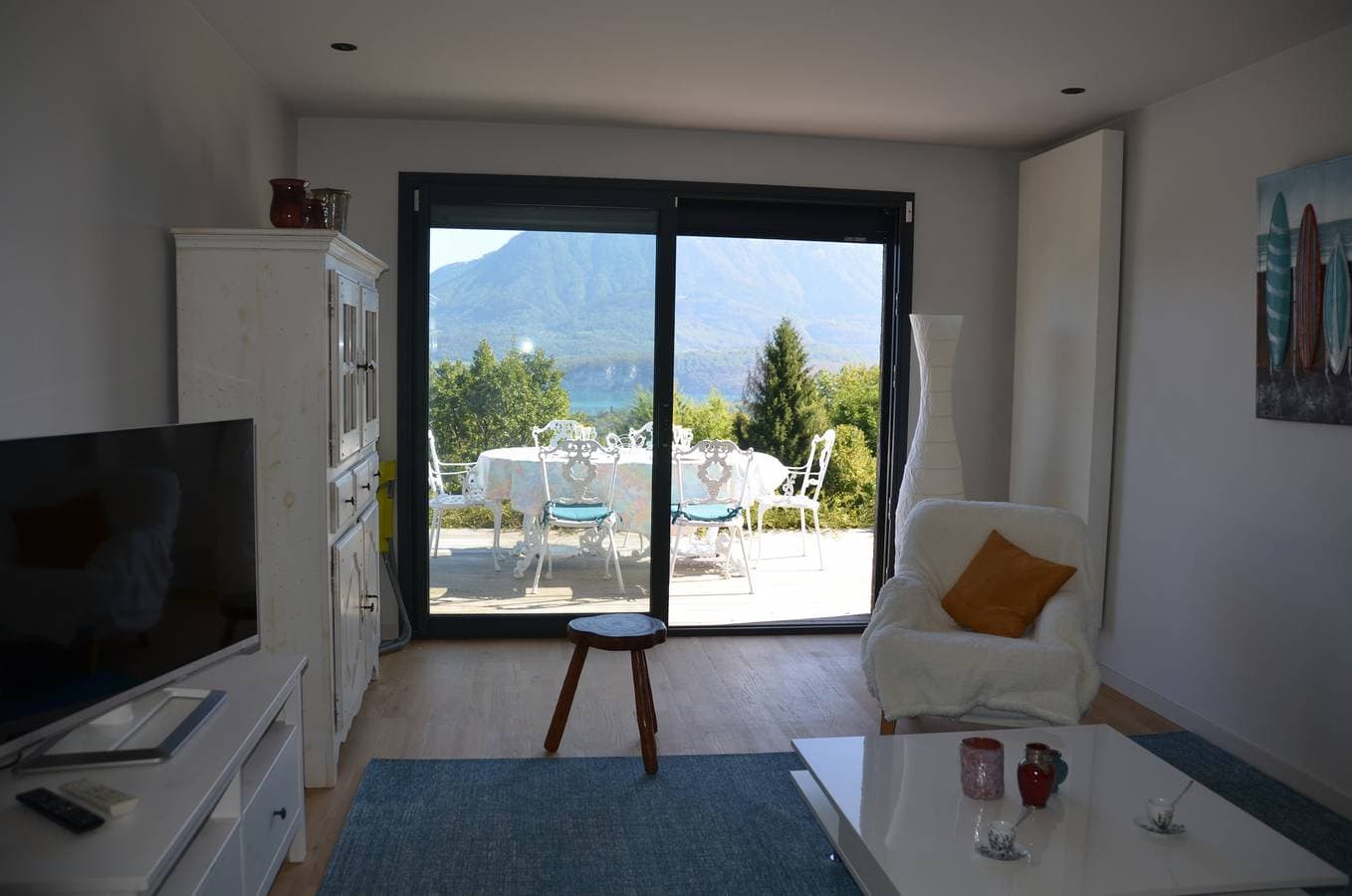 Foto 12 von 17: Le Panorama du Lac 4* – Vue lac & montagnes