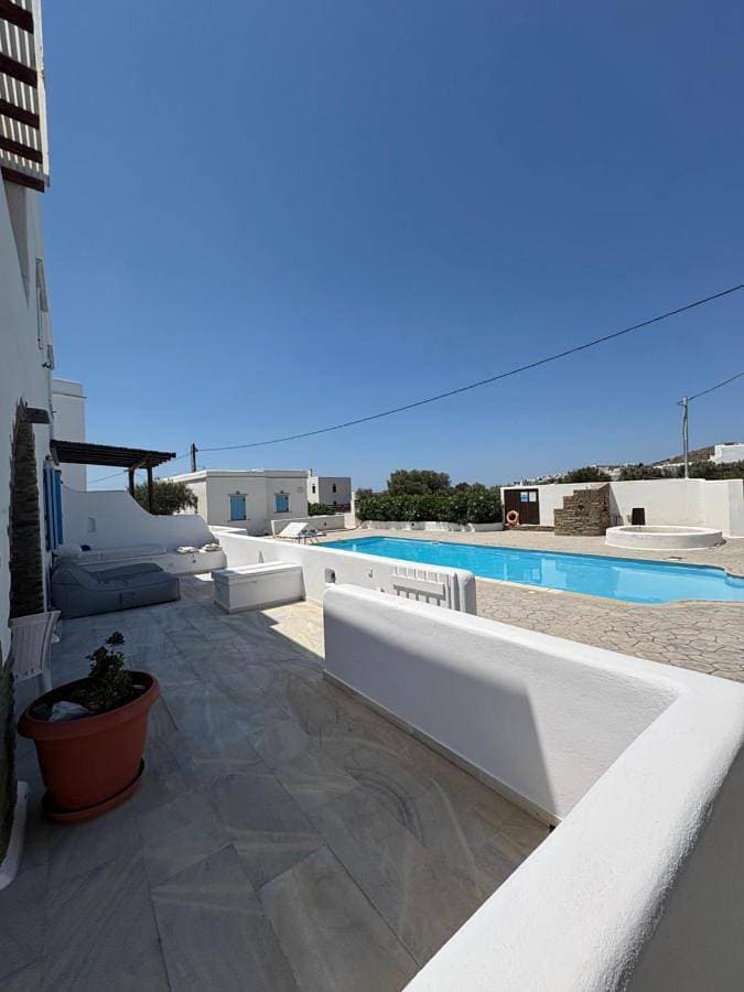 Foto 4 von 32: Two-Bedroom House