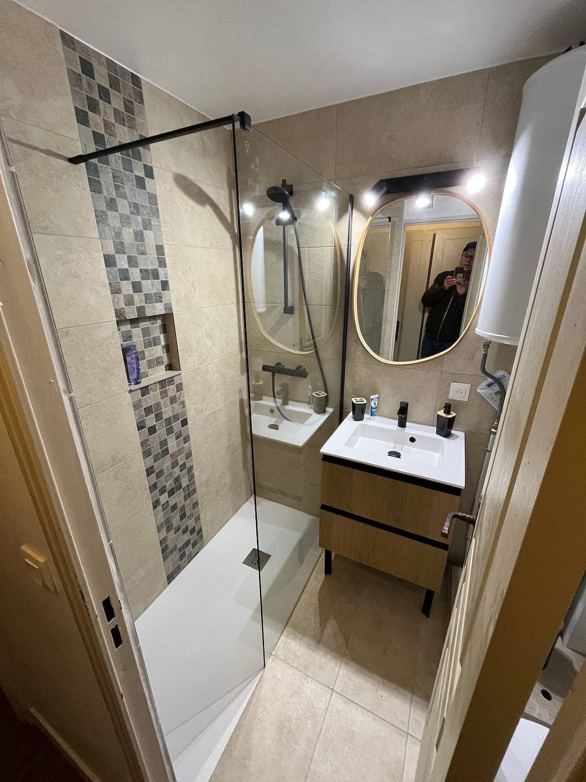 Foto 3 von 35: Apartment 'La Boheme' mit Gemeinschaftspool, privater Terrasse und Gemeinschaftsgarten
