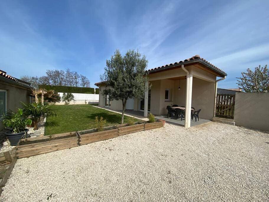Foto 4 von 14: Three-Bedroom Villa
